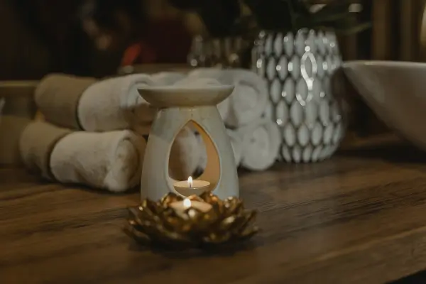 DIY: como fazer seu próprio suporte para velas usando materiais recicláveis